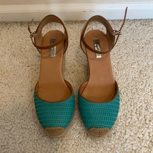 Pretty blue Halogen wedge/espadrille